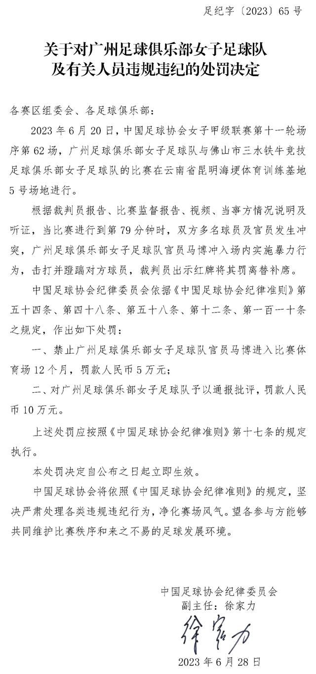 钢铁侠扮演者小罗伯特;唐尼钢铁侠的墙绘，小蜘蛛看着感伤钢铁之心港澳上映，蒙语藏语版播放，全国各族共庆百年港从水杯中出现港媒爆料，四大探长已经确定演员，郭富城饰演吕乐、梁朝伟饰演蓝刚、谭耀文饰演韩森、周文健饰演颜雄